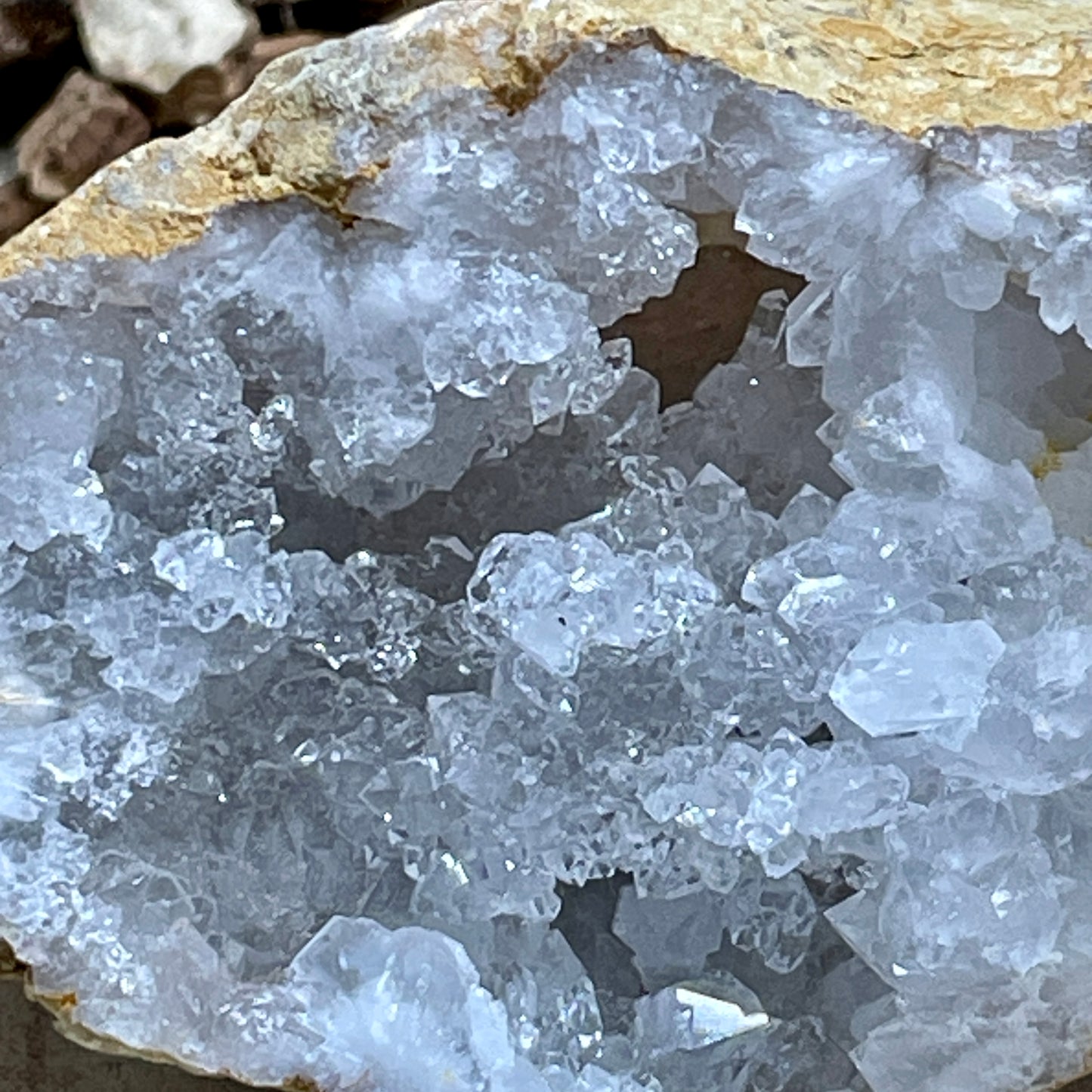 Bergkristal geode nr.3