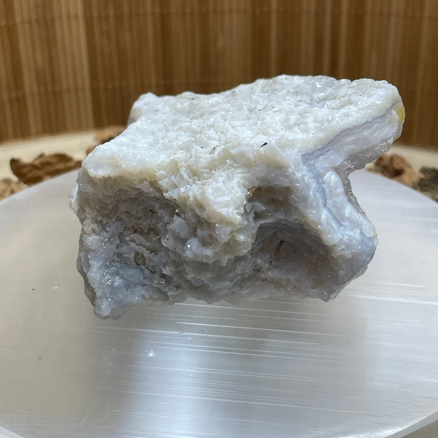 Blauwe Chalcedoon geode nr.1