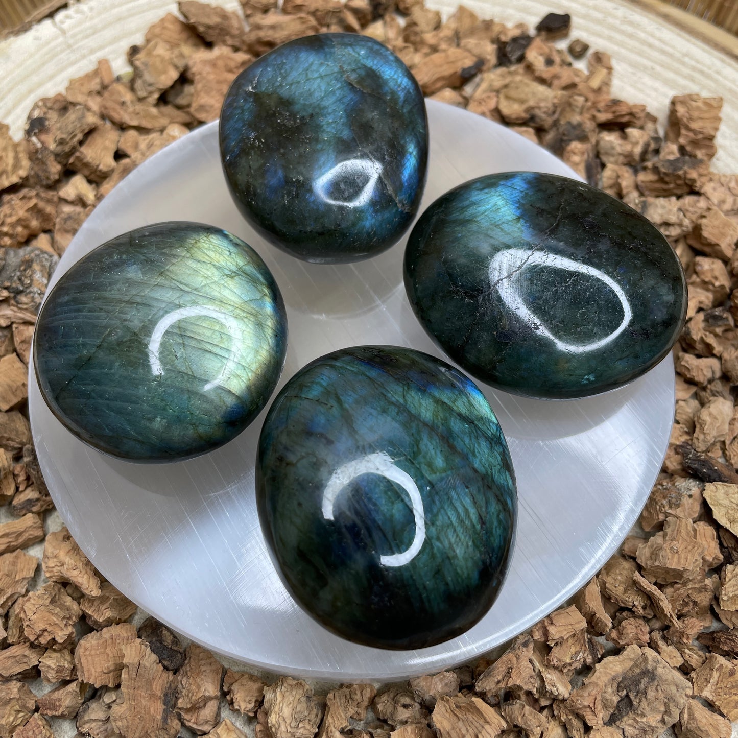 Labradoriet handsteen