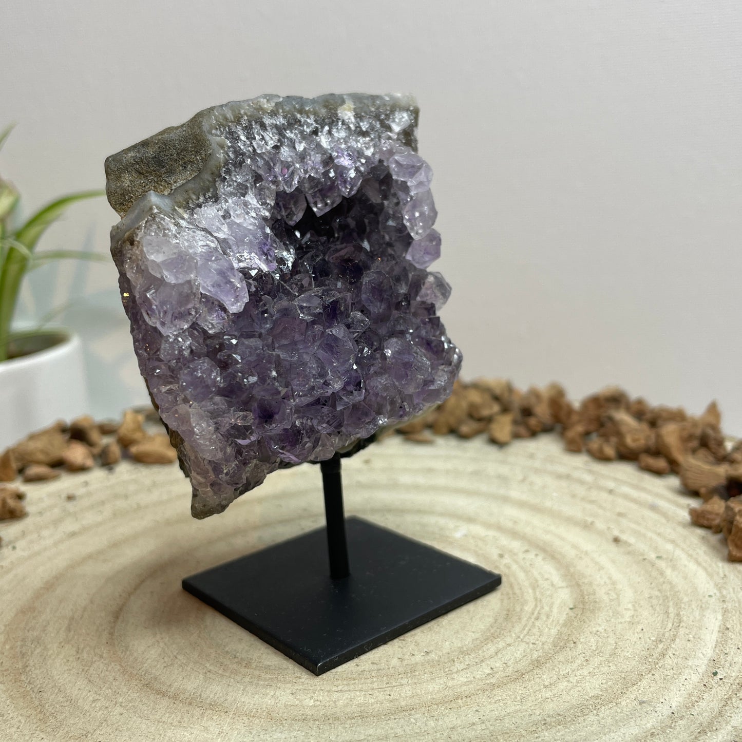 Amethist op standaard nr.9