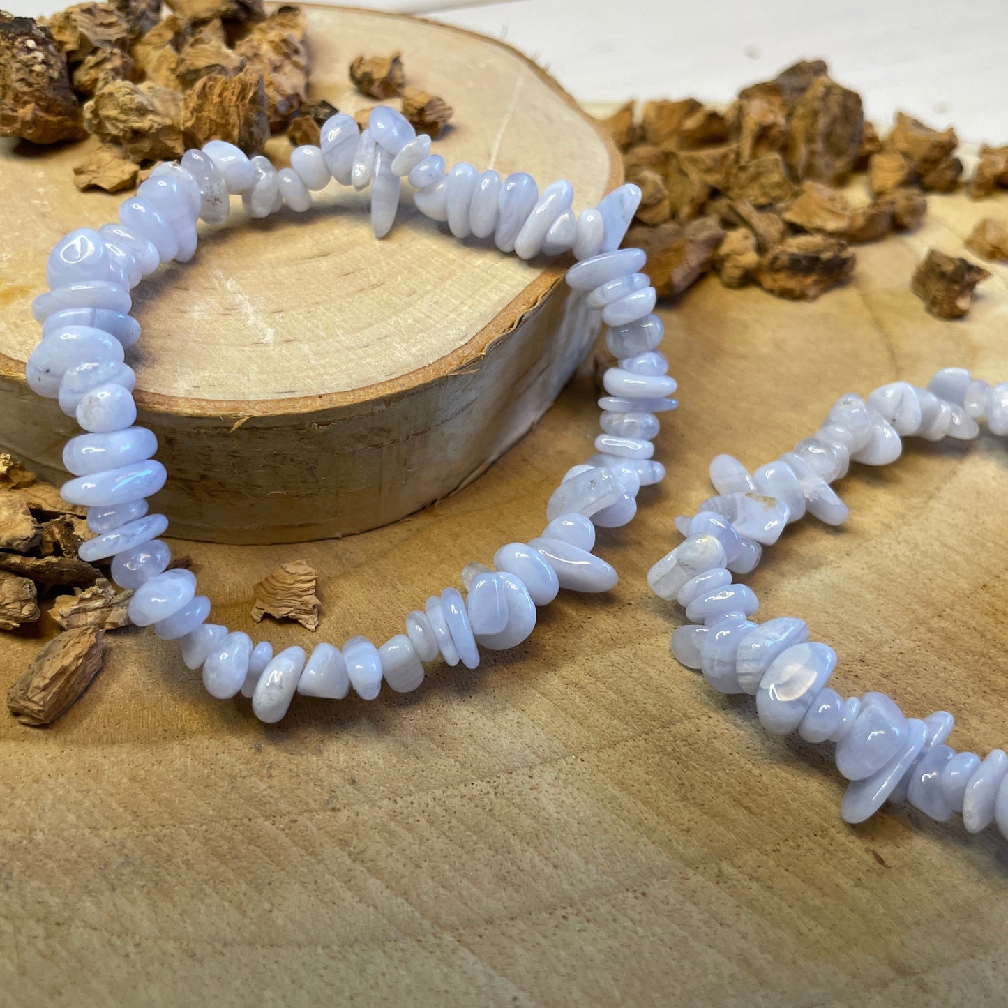 Blauwe Chalcedoon splitarmband - Een Handjevol Geluk