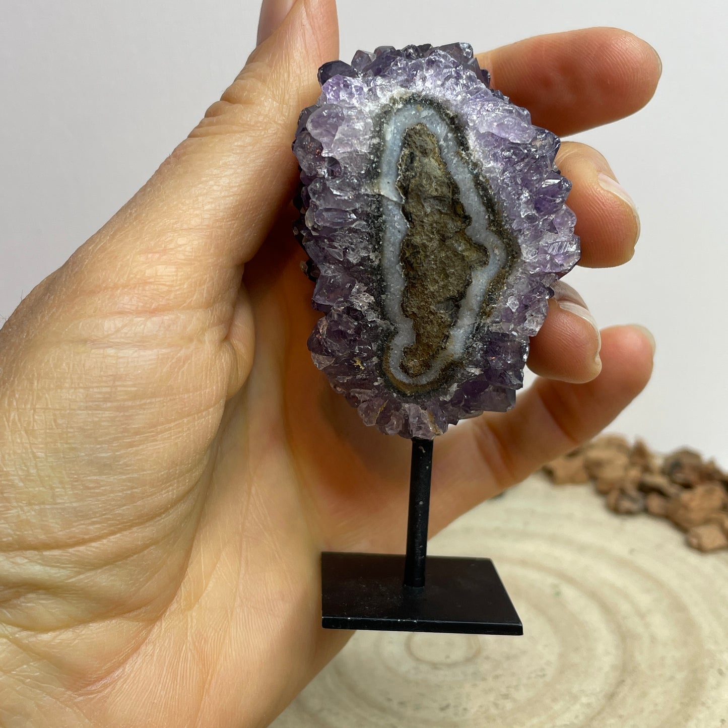 Amethist op standaard nr.6