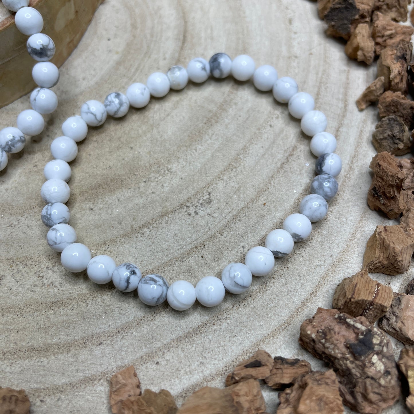 Howliet kogelarmband 6mm