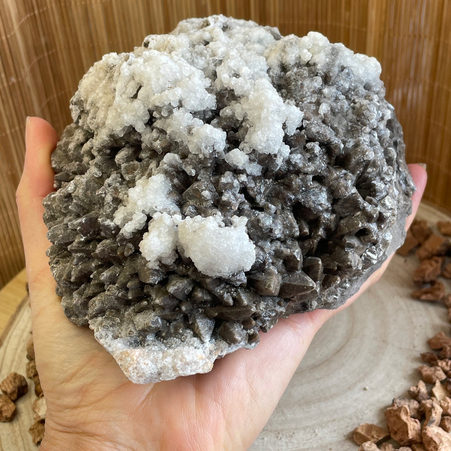 Dogtooth Calciet met witte Calciet - ruw stuk