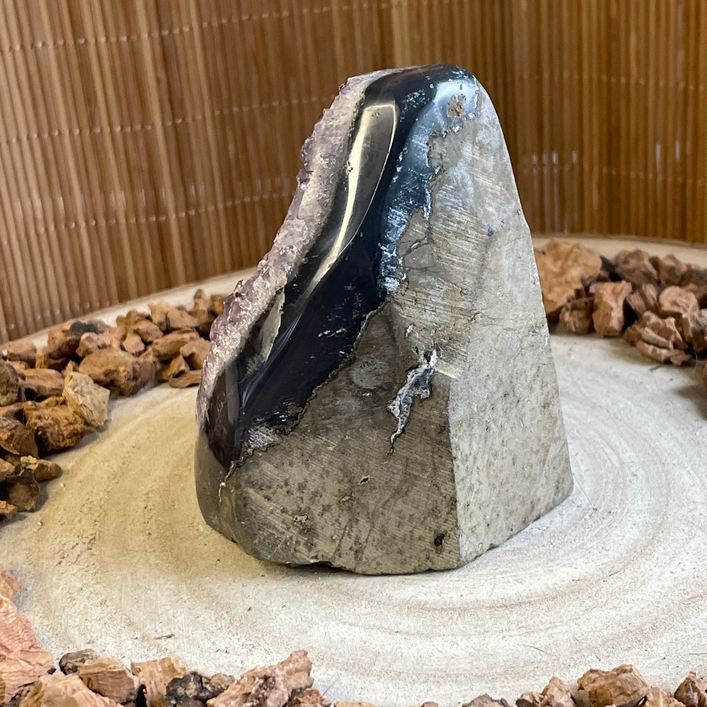 Amethist cut base