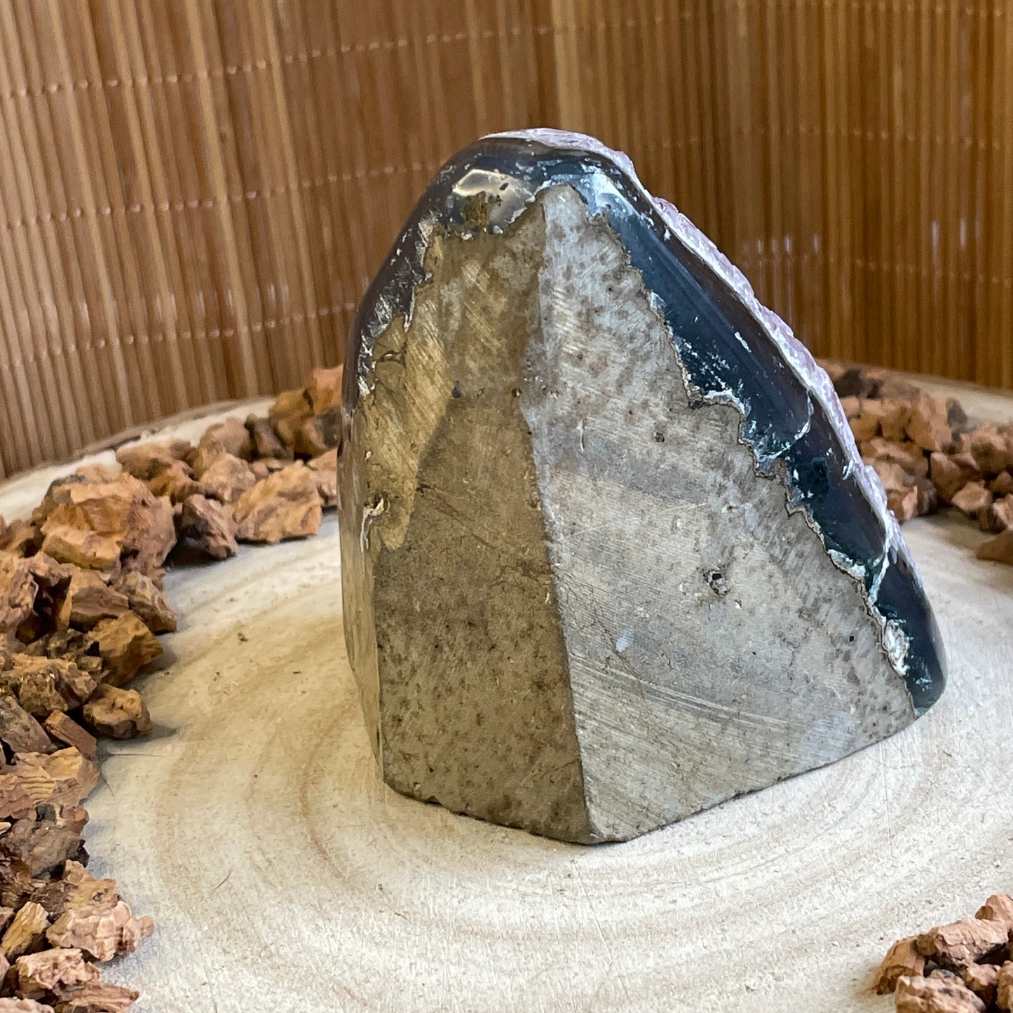 Amethist cut base