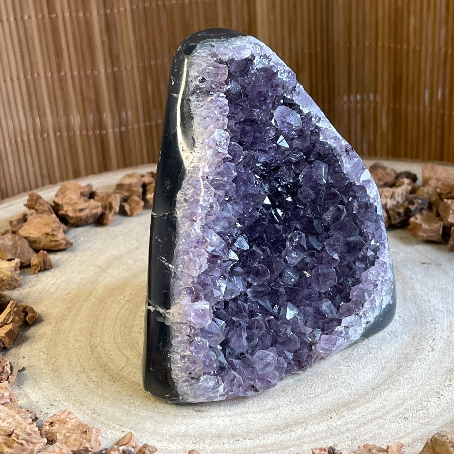 Amethist cut base