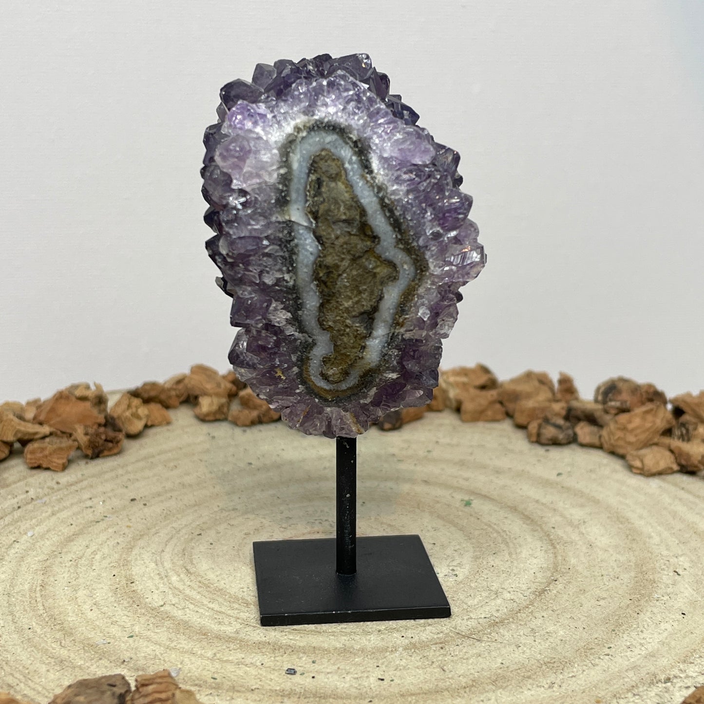 Amethist op standaard nr.6