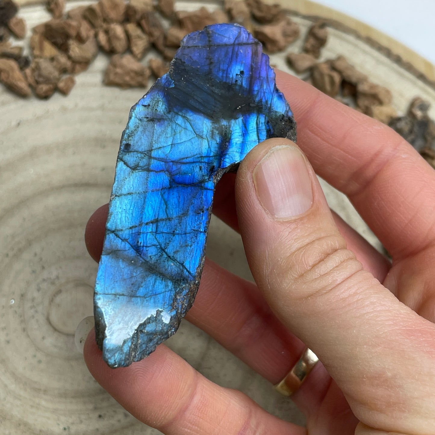 Labradoriet ruw/gepolijst nr.10