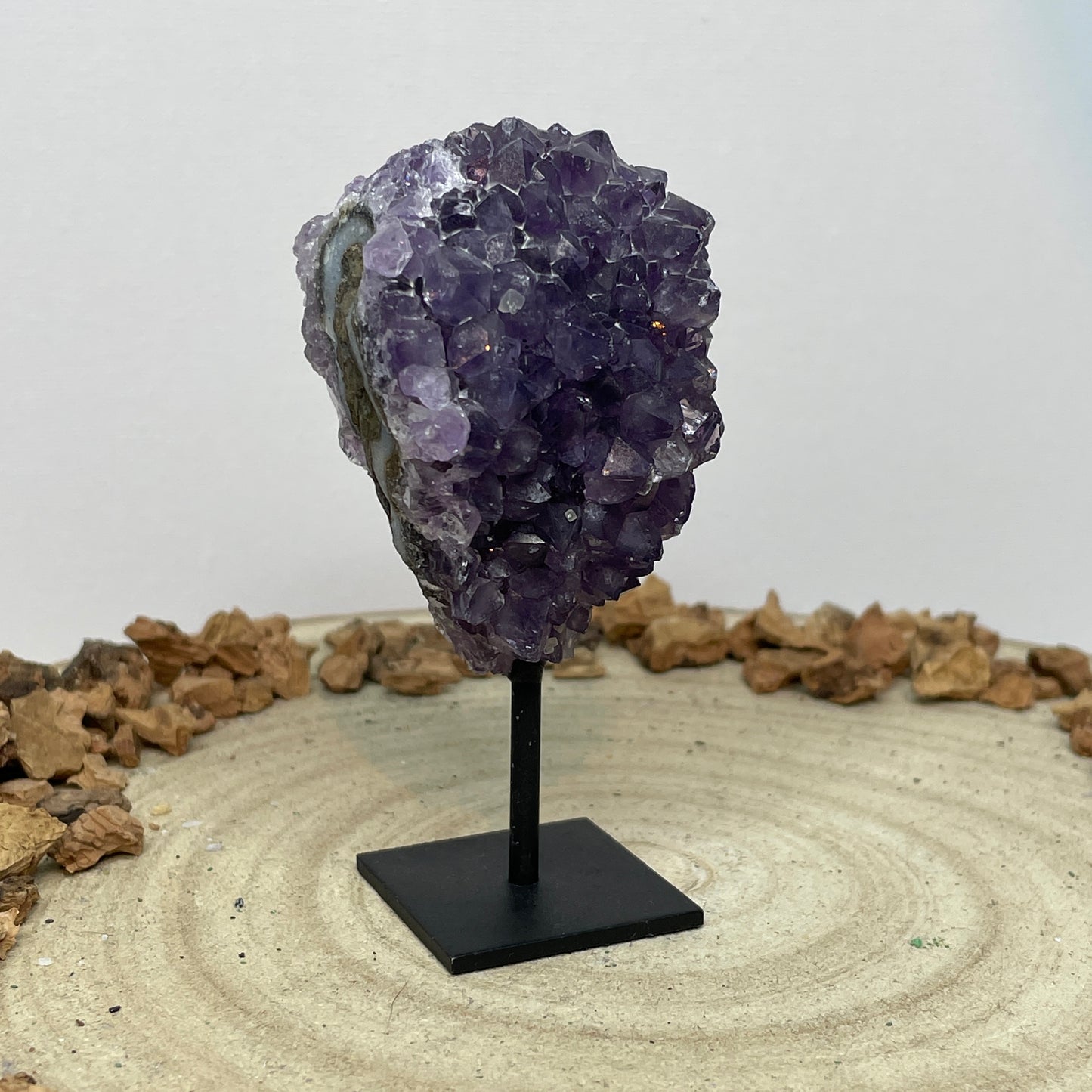 Amethist op standaard nr.6