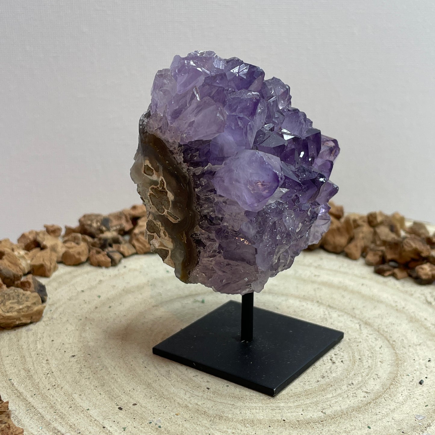 Amethist op standaard nr.5