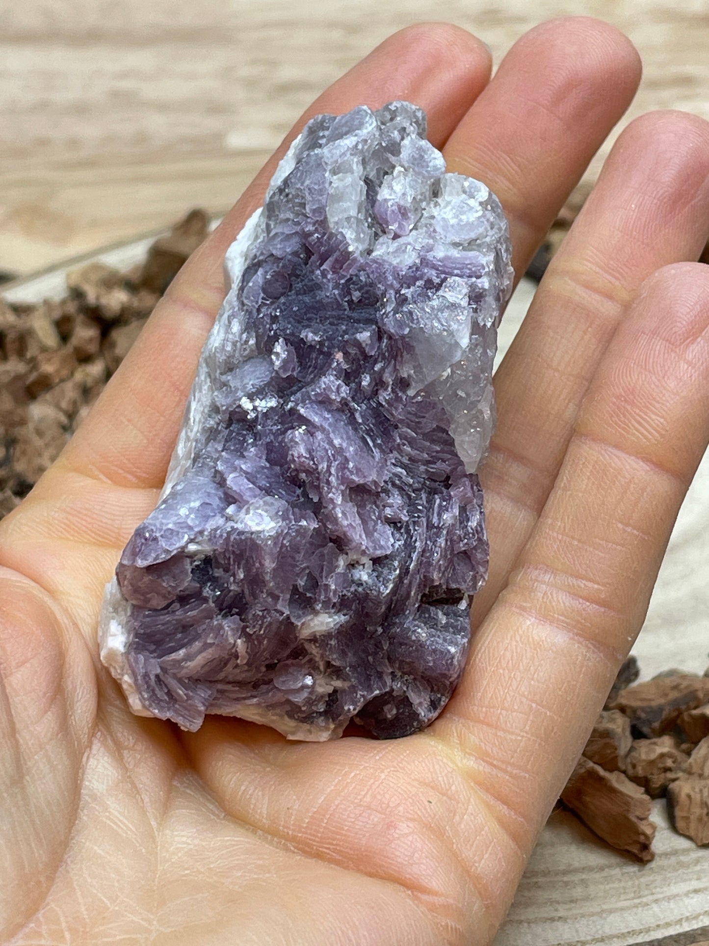 Lepidoliet cluster A+ nr.1