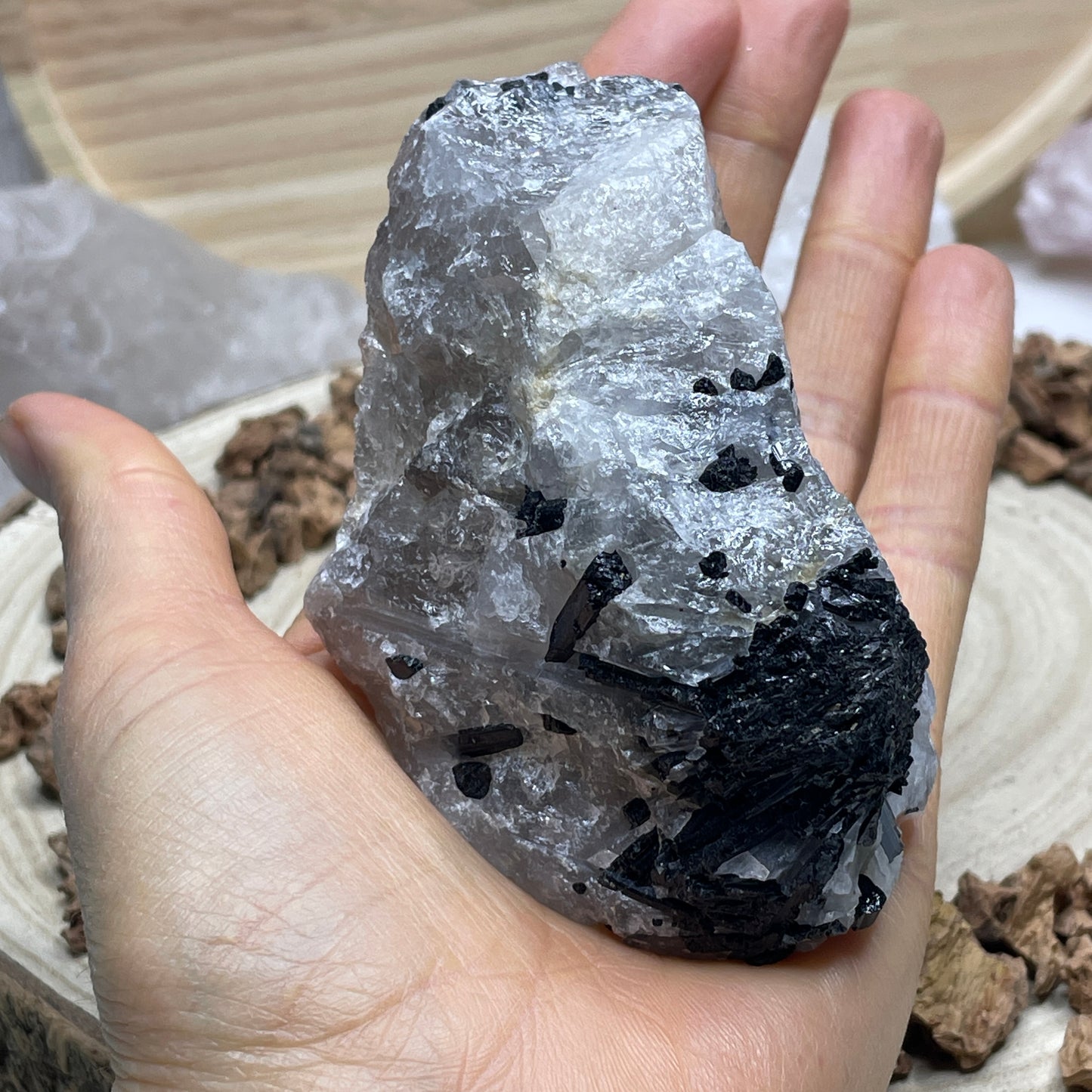 Toermalijnkwarts ruw nr.2