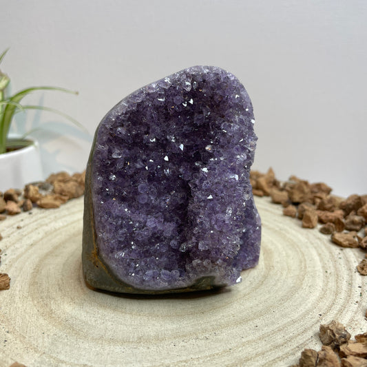 Amethist cut base ruw nr.3