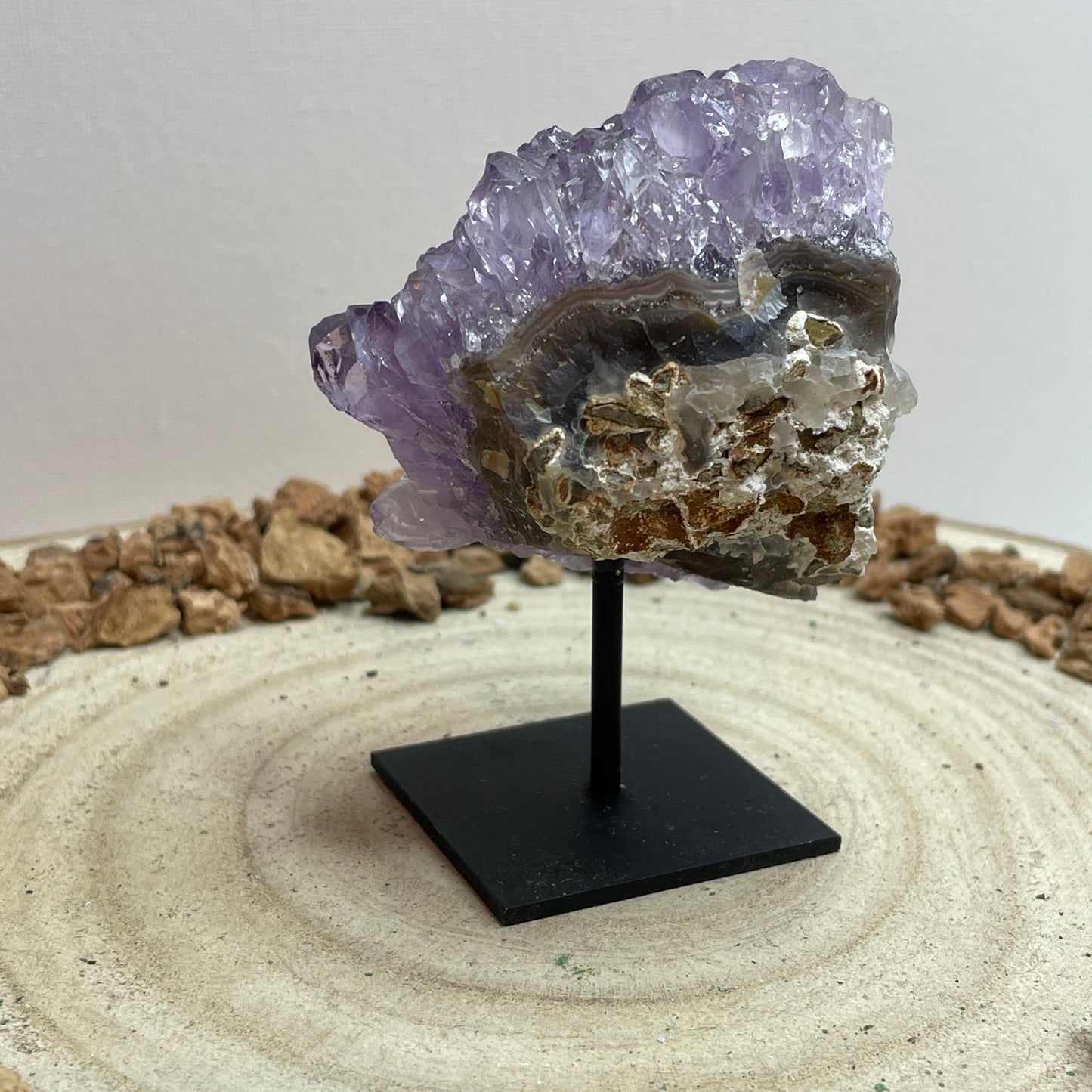 Amethist op standaard nr.5
