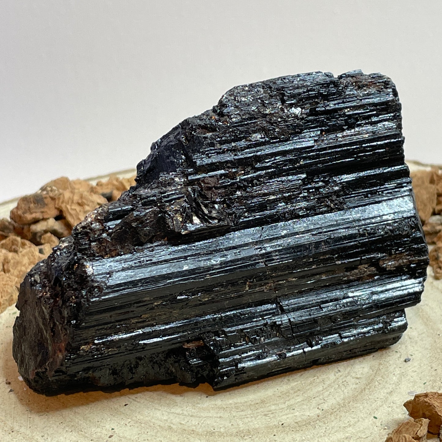 Zwarte Toermalijn ruw nr.9 A++