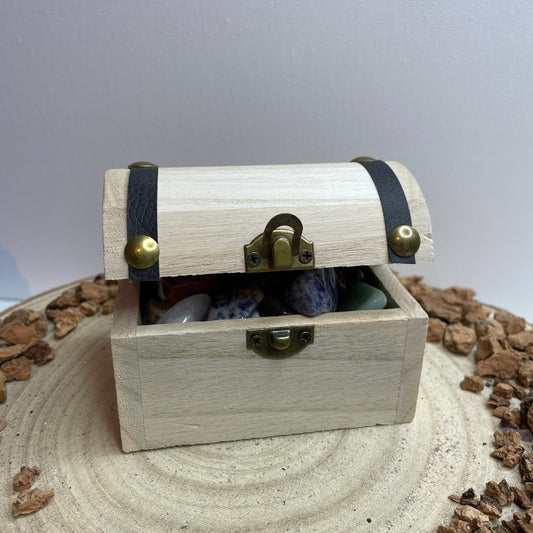 Schatkist vol edelstenen