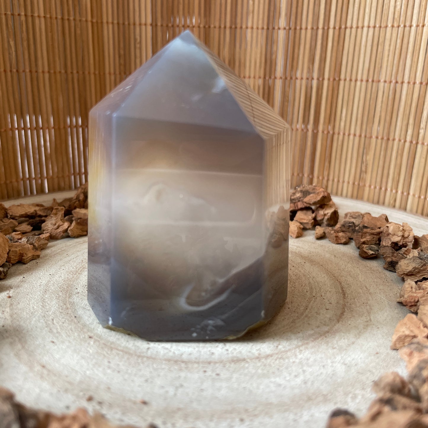 Agaat puntje met kristallen - 3